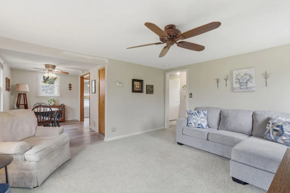 2304 15th Avenue SW Austin, MN 55912