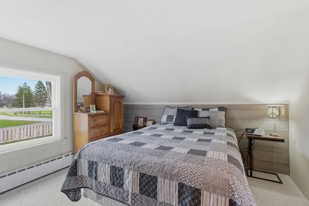 2304 15th Avenue SW Austin, MN 55912