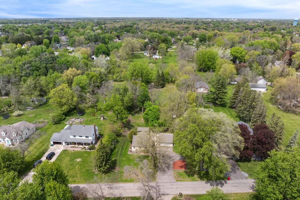 2304 15th Avenue SW Austin, MN 55912