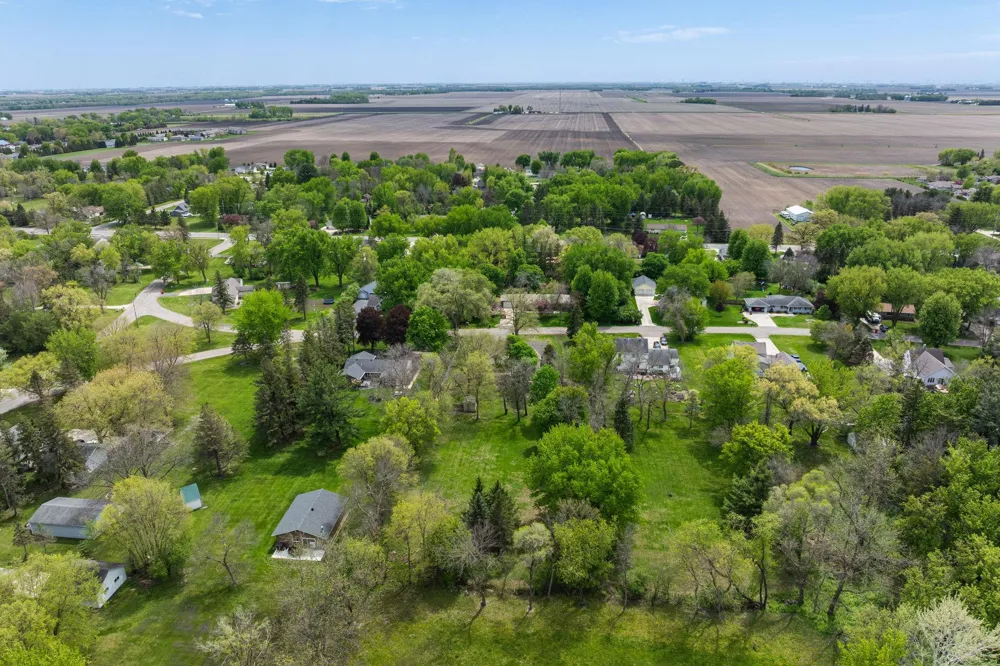 2304 15th Avenue SW Austin, MN 55912