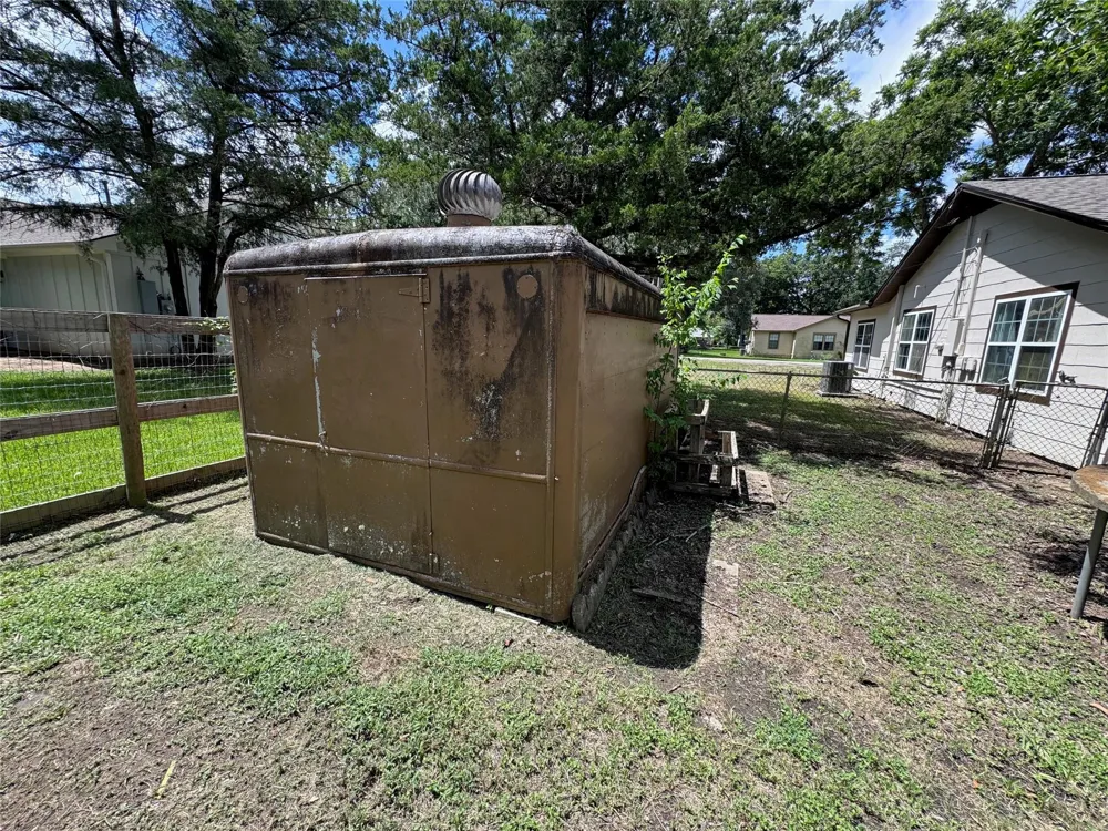 7903 Church Street Needville, TX 77461