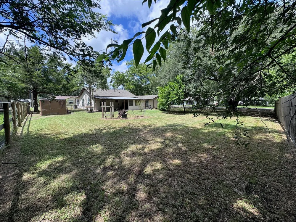 7903 Church Street Needville, TX 77461