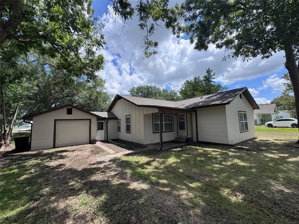 7903 Church Street Needville, TX 77461