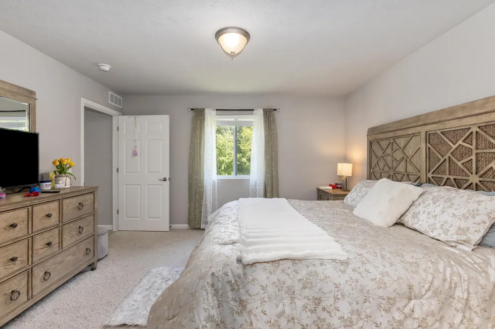 7386 Bramling Drive SE Caledonia, MI 49316