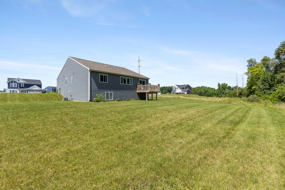 7386 Bramling Drive SE Caledonia, MI 49316