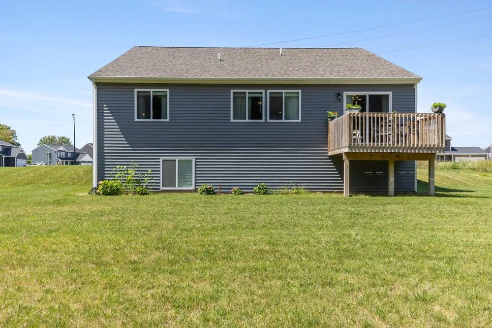 7386 Bramling Drive SE Caledonia, MI 49316