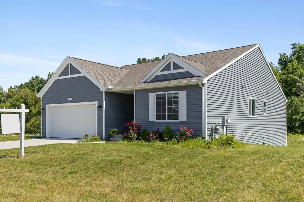 7386 Bramling Drive SE Caledonia, MI 49316