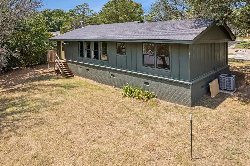 108 Highland Pauls Valley, OK 73075