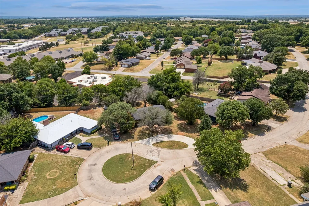 108 Highland Pauls Valley, OK 73075