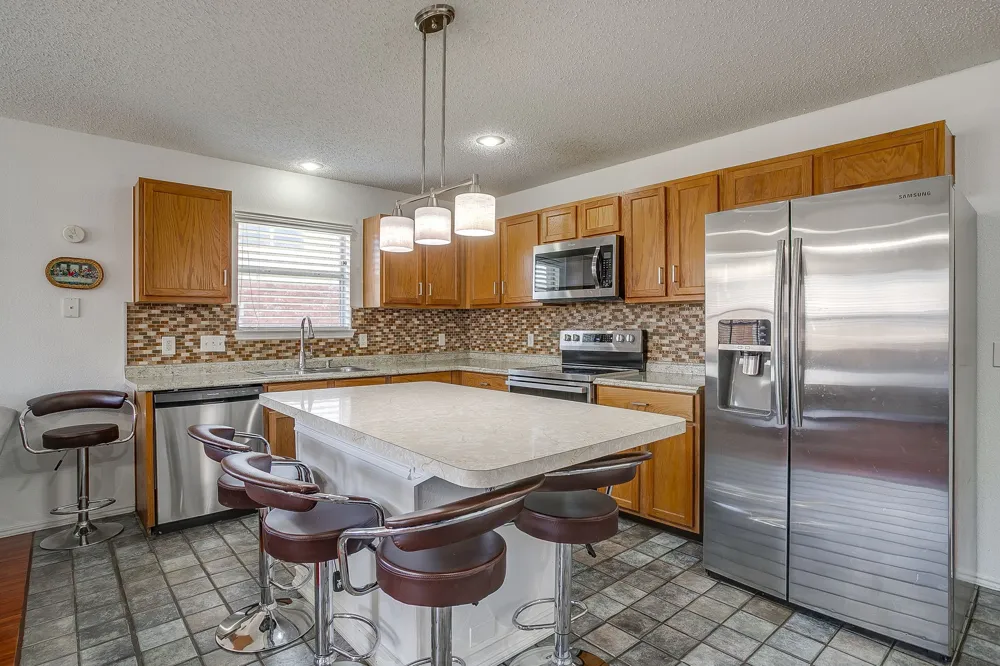 924 Thistle Circle Allen, TX 75002