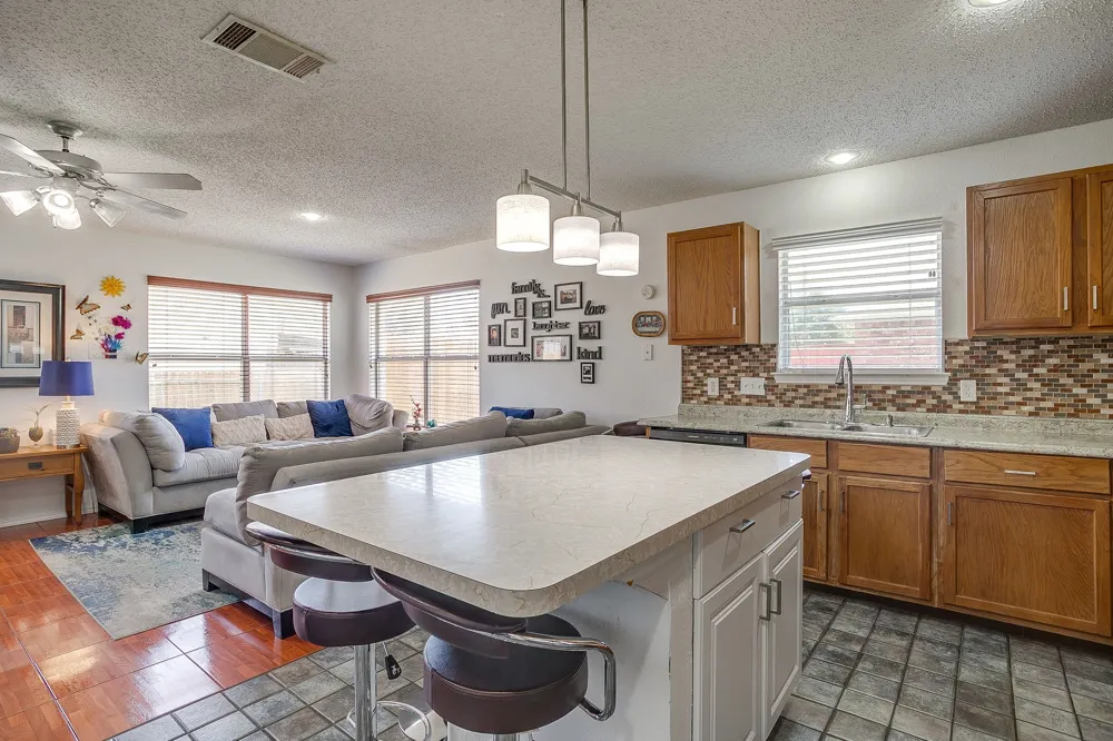 924 Thistle Circle Allen, TX 75002