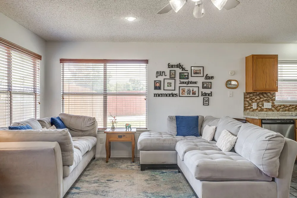 924 Thistle Circle Allen, TX 75002