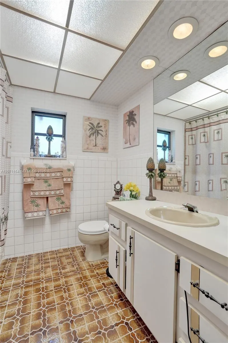 5321 SW 90th Ave Cooper City, FL 33328