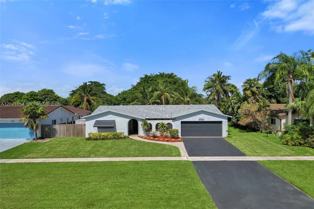 5321 SW 90th Ave Cooper City, FL 33328