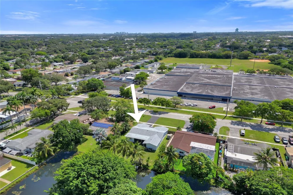 5321 SW 90th Ave Cooper City, FL 33328
