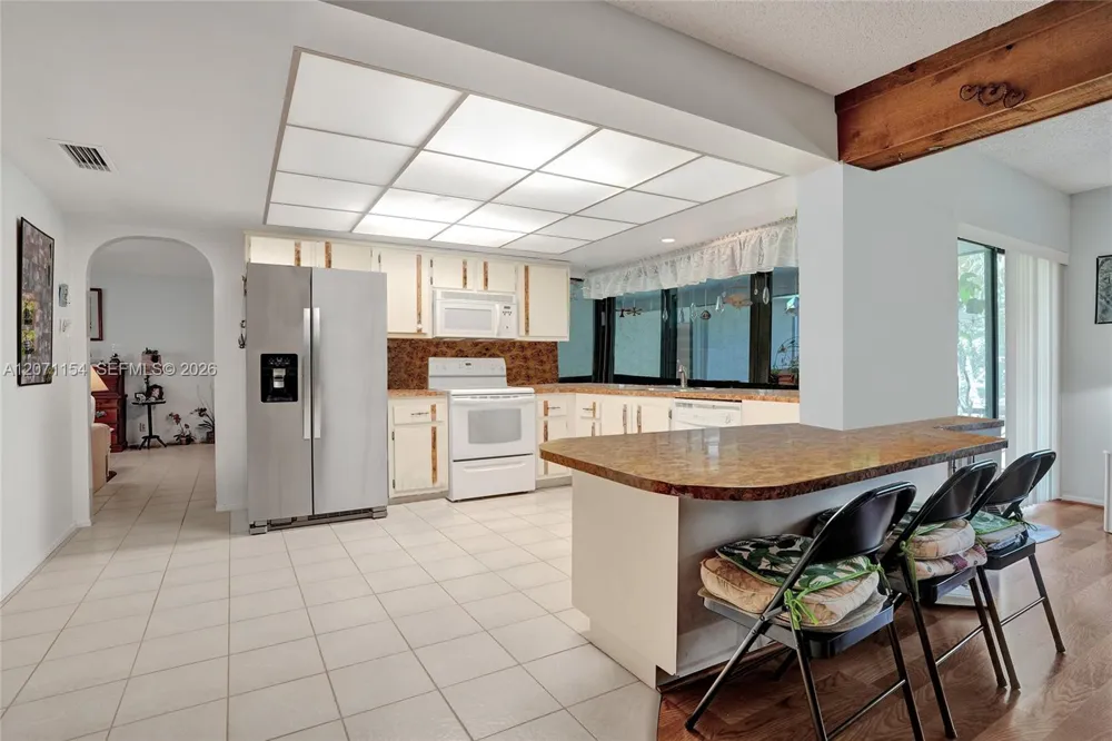 5321 SW 90th Ave Cooper City, FL 33328
