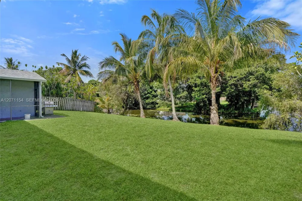 5321 SW 90th Ave Cooper City, FL 33328