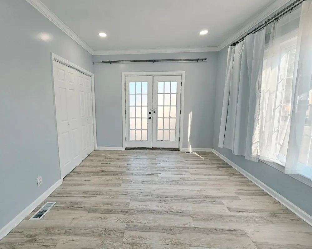 19000 Chandler Park Drive Grosse Pointe Woods City, MI 48236