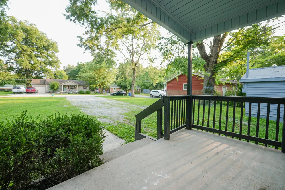 204 Locust St Manchester, TN 37355