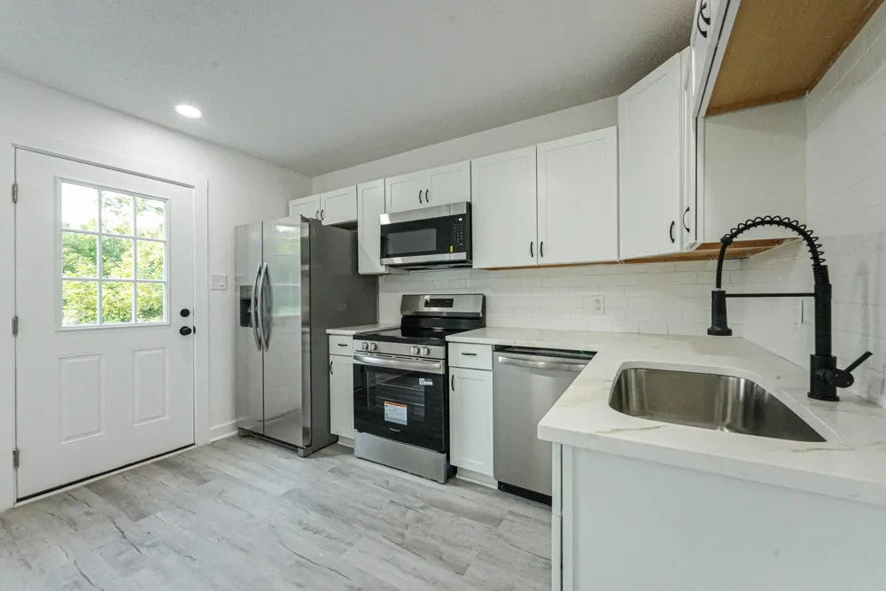 204 Locust St Manchester, TN 37355