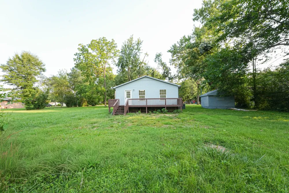 204 Locust St Manchester, TN 37355