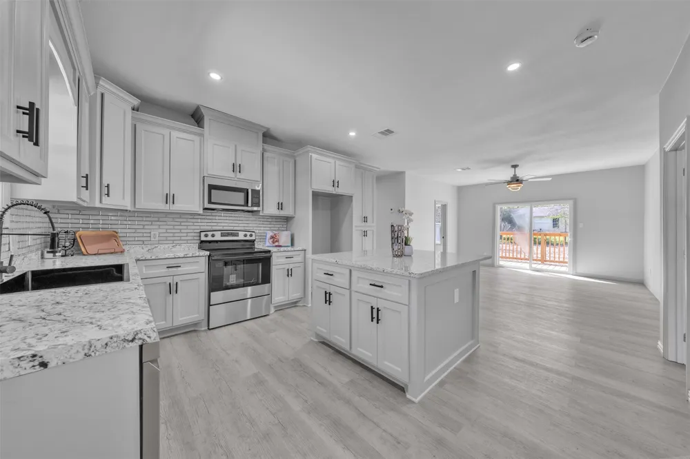 3711 COUNTY ROAD 3112 Purdon, TX 76679
