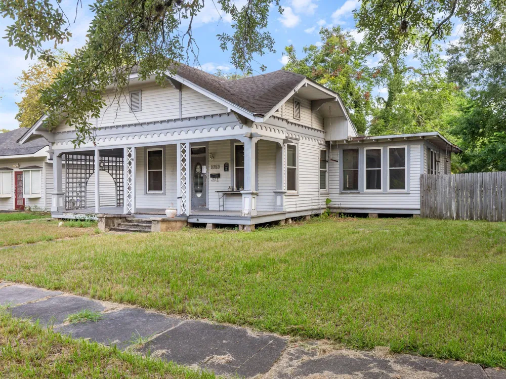1313 6th Street Bay City, TX 77414