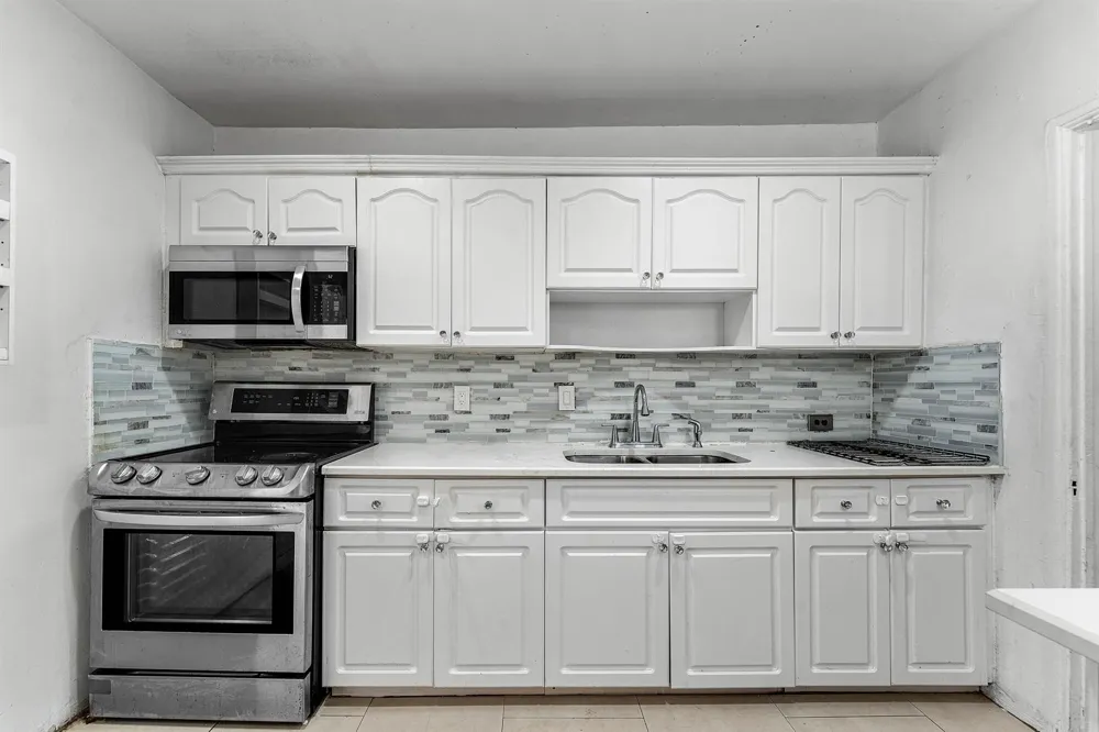2030 NW 43rd Street Miami, FL 33142