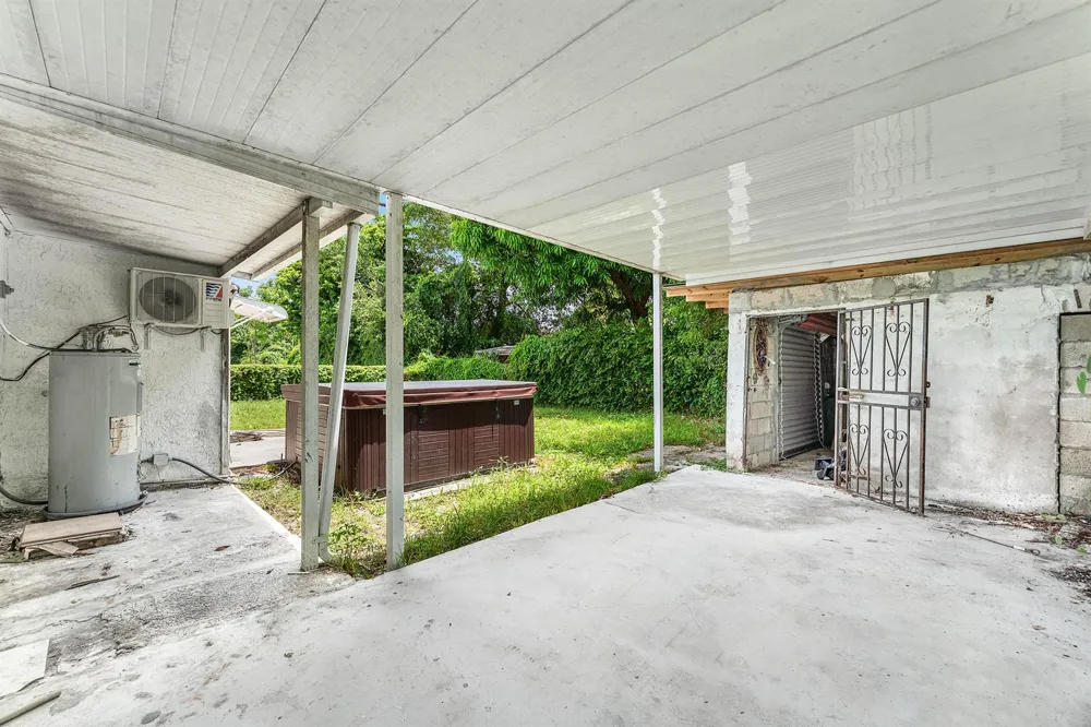 2030 NW 43rd Street Miami, FL 33142
