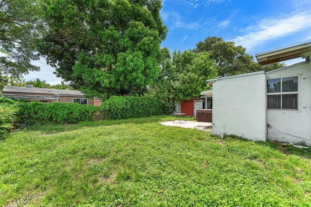 2030 NW 43rd Street Miami, FL 33142