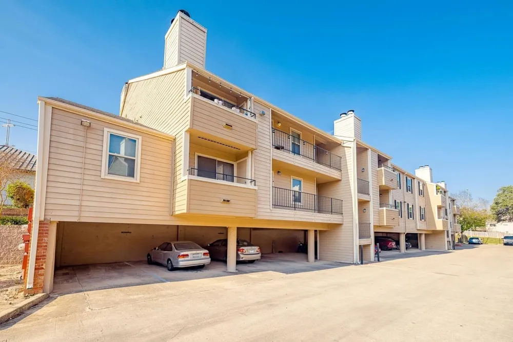 2809 W William Cannon Drive #A108 Austin, TX 78745