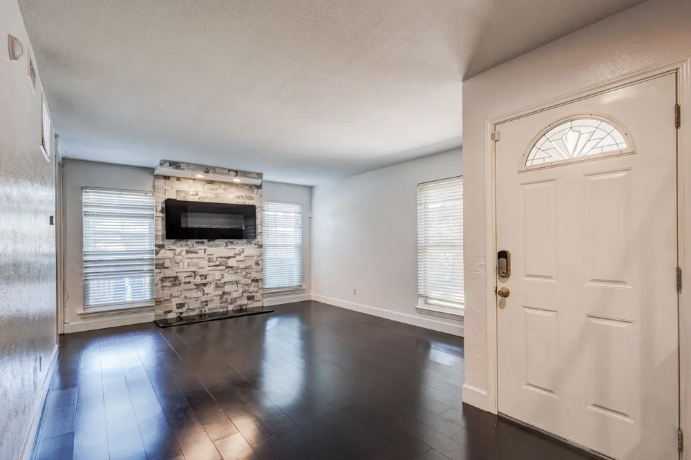 1714 Place One Lane Garland, TX 75042