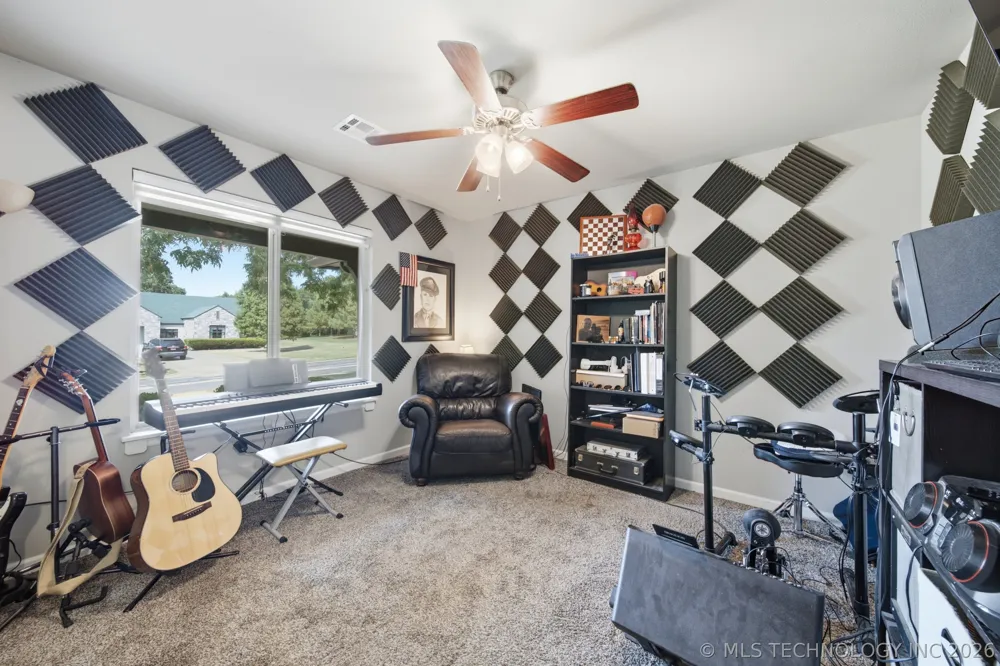 224 Williamsburg Street Catoosa, OK 74015