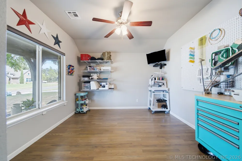 224 Williamsburg Street Catoosa, OK 74015