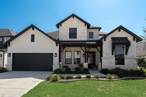1153 Rochester Place