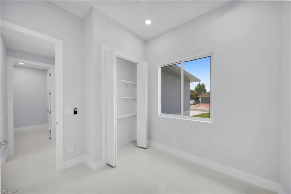 4119 17th Street SW Lehigh Acres, FL 33976