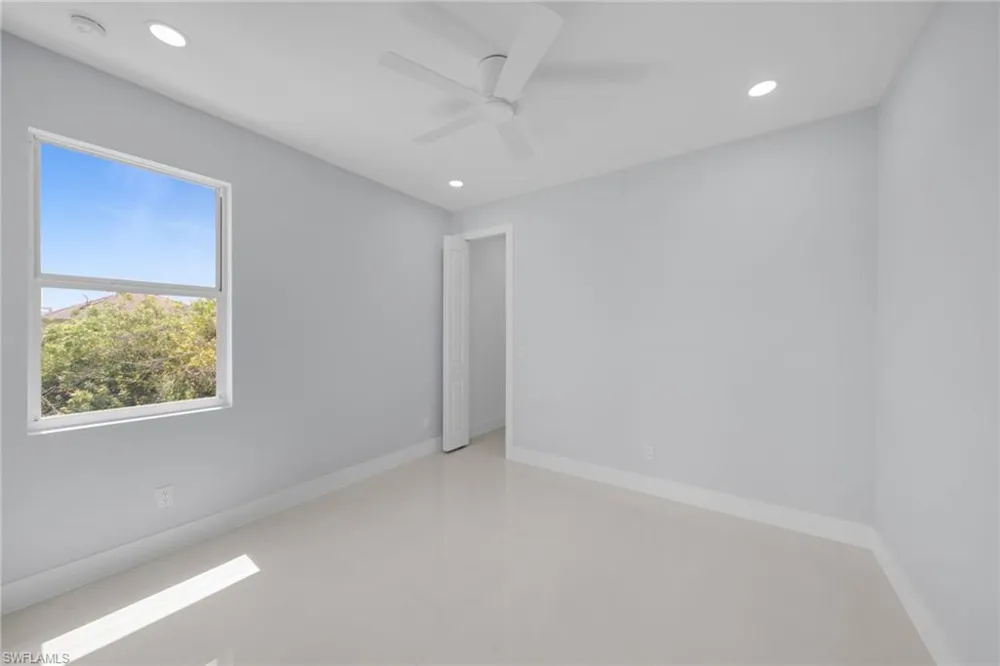 4119 17th Street SW Lehigh Acres, FL 33976