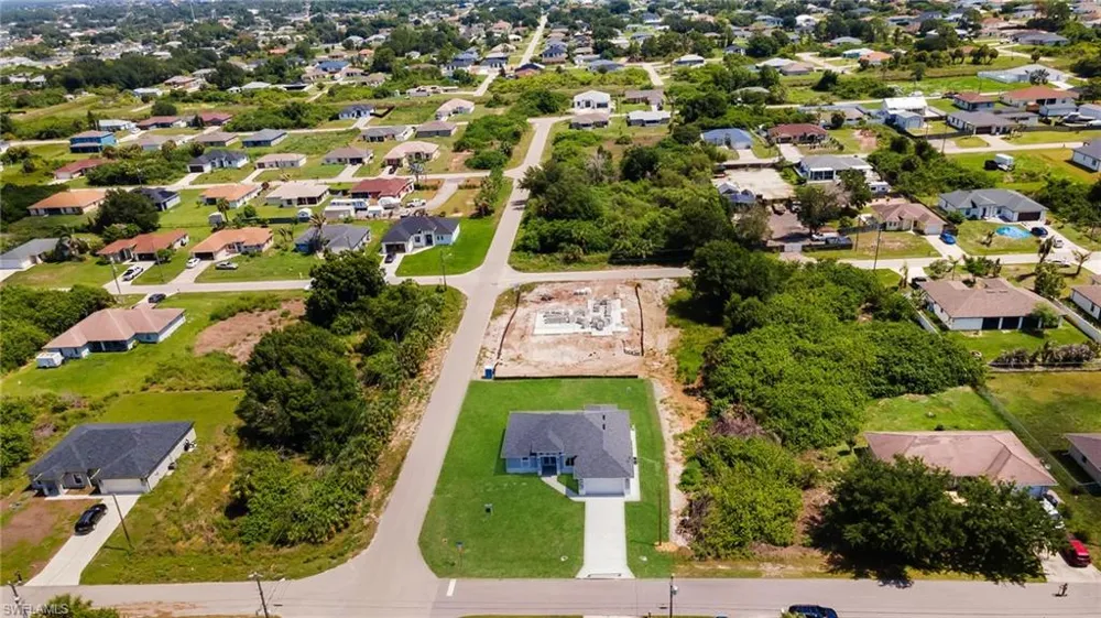 4119 17th Street SW Lehigh Acres, FL 33976