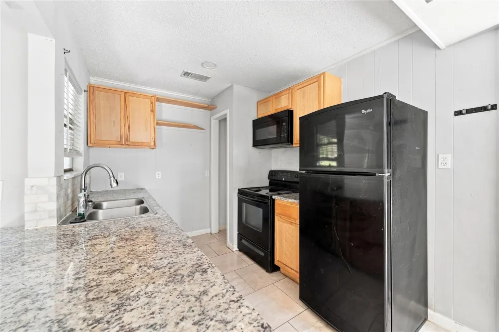 761 Forest Cove Loop Coldspring, TX 77331
