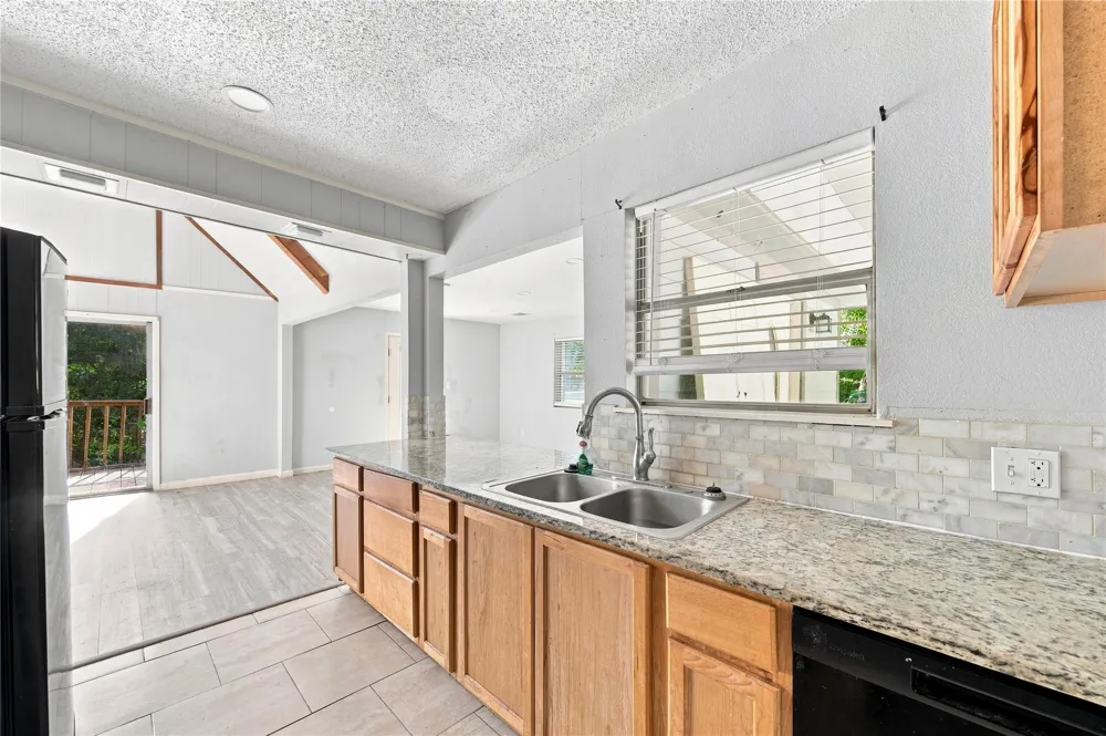 761 Forest Cove Loop Coldspring, TX 77331