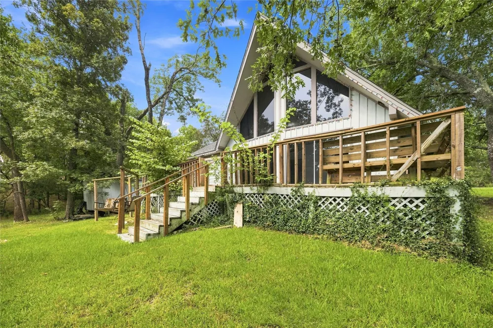 761 Forest Cove Loop Coldspring, TX 77331