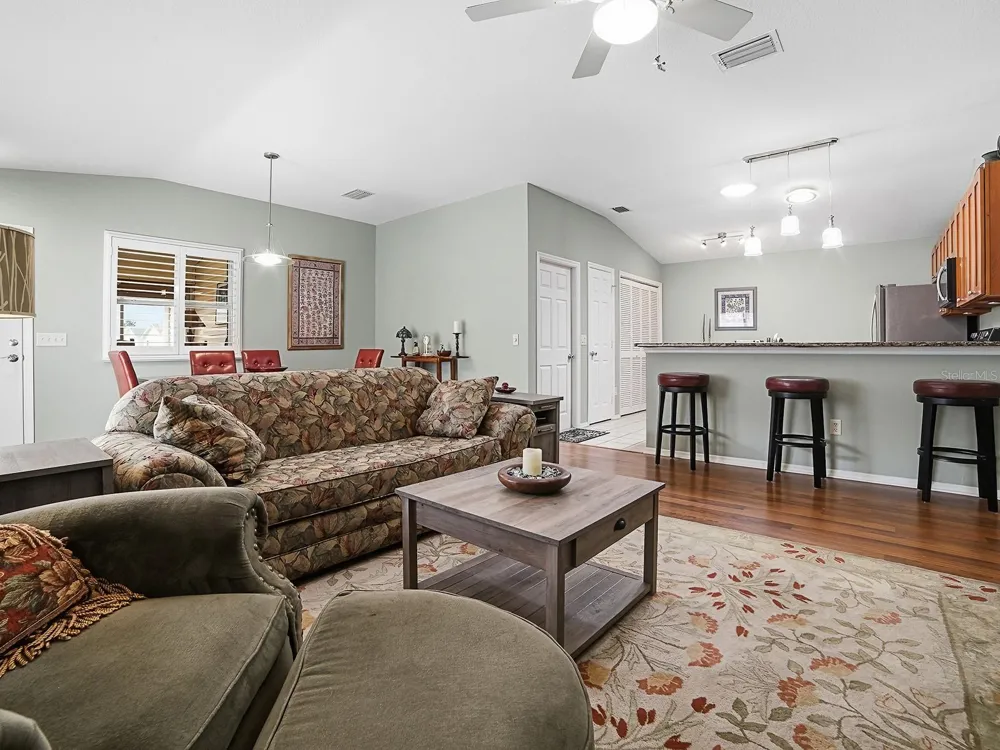 8083 SE 169TH PALOWNIA LOOP The Villages, FL 32162