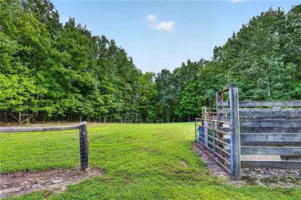7047 High Pine Church Road Asheboro, NC 27205