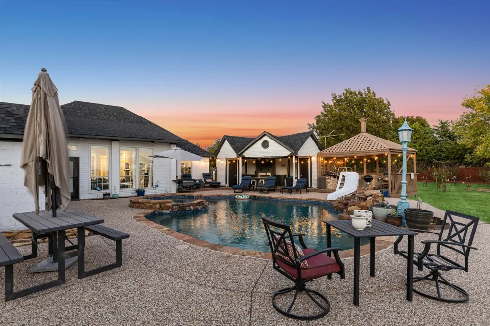 4745 E FM 552 Fate, TX 75087