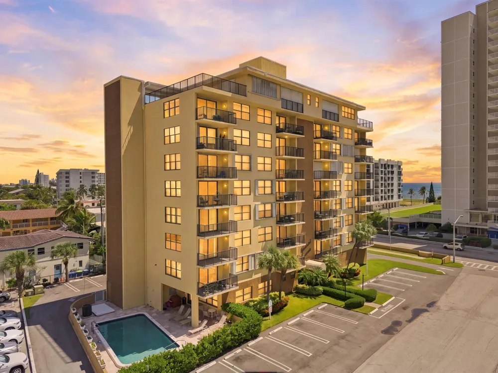 801 OCEAN BOULEVARD #202 Pompano Beach, FL 33062