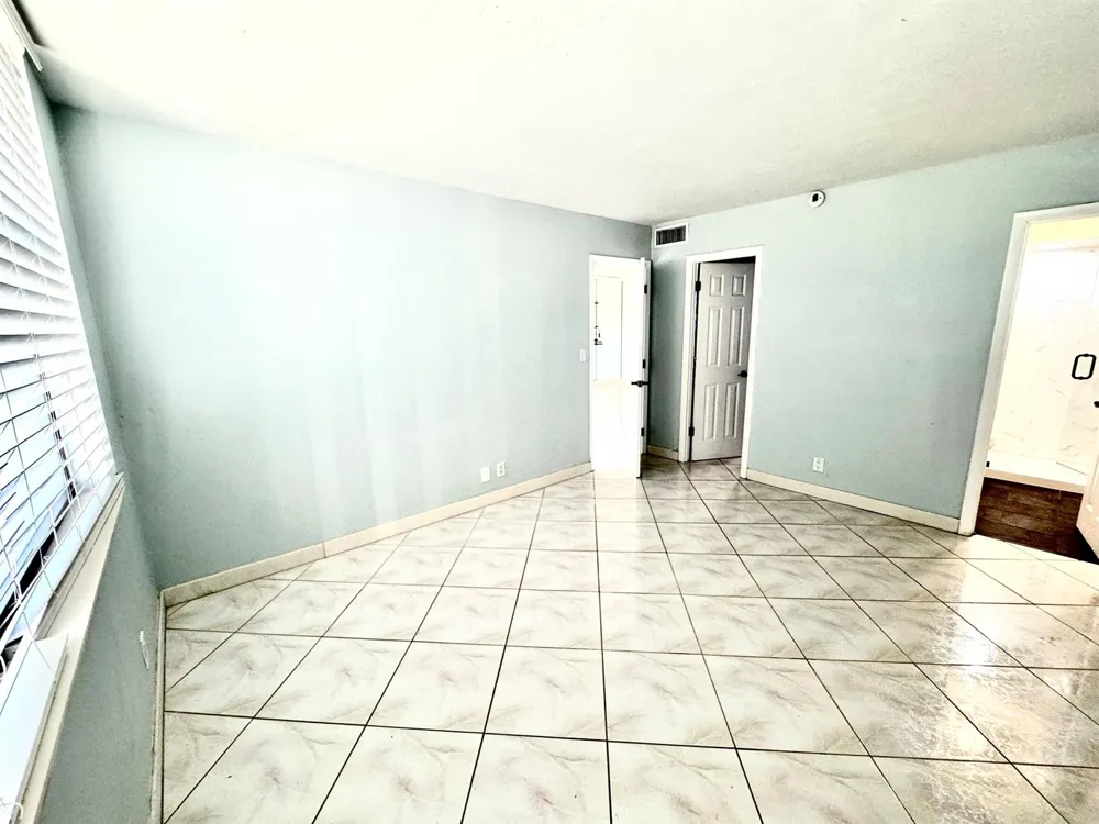 801 OCEAN BOULEVARD #202 Pompano Beach, FL 33062