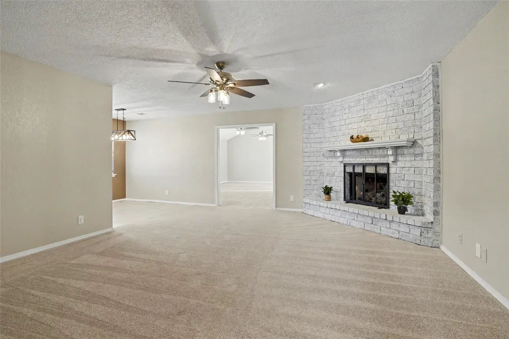 2911 S Ash Place Broken Arrow, OK 74012