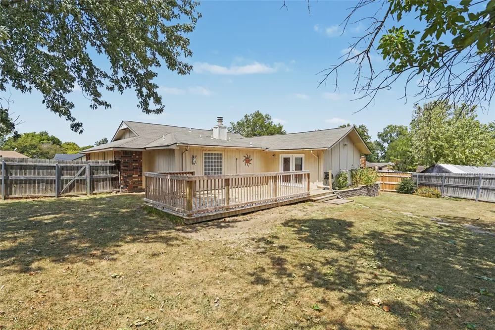 2911 S Ash Place Broken Arrow, OK 74012