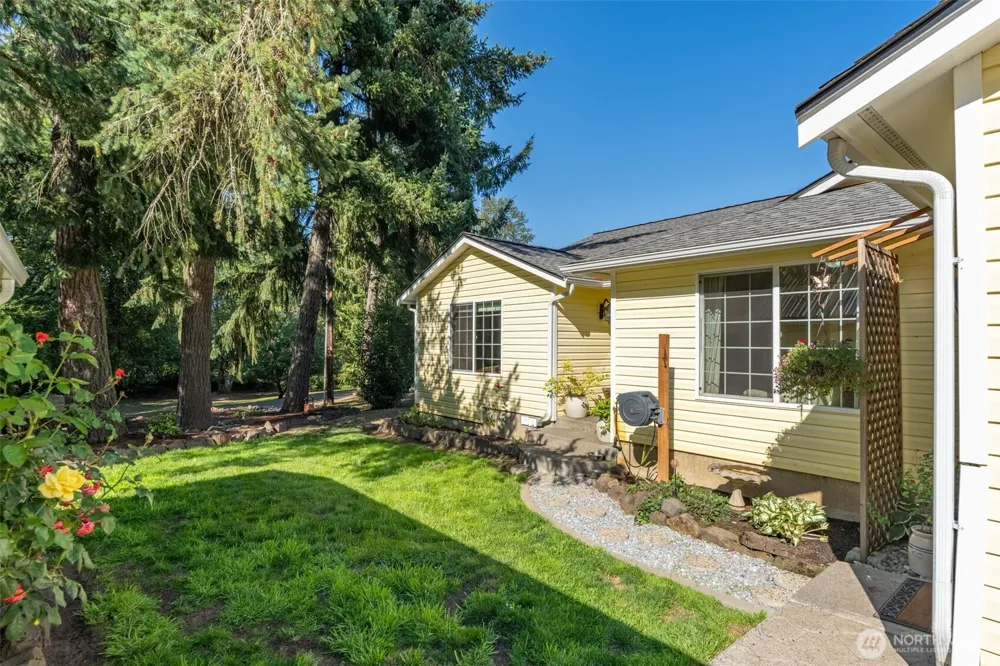 268 Sommerville Road Chehalis, WA 98532