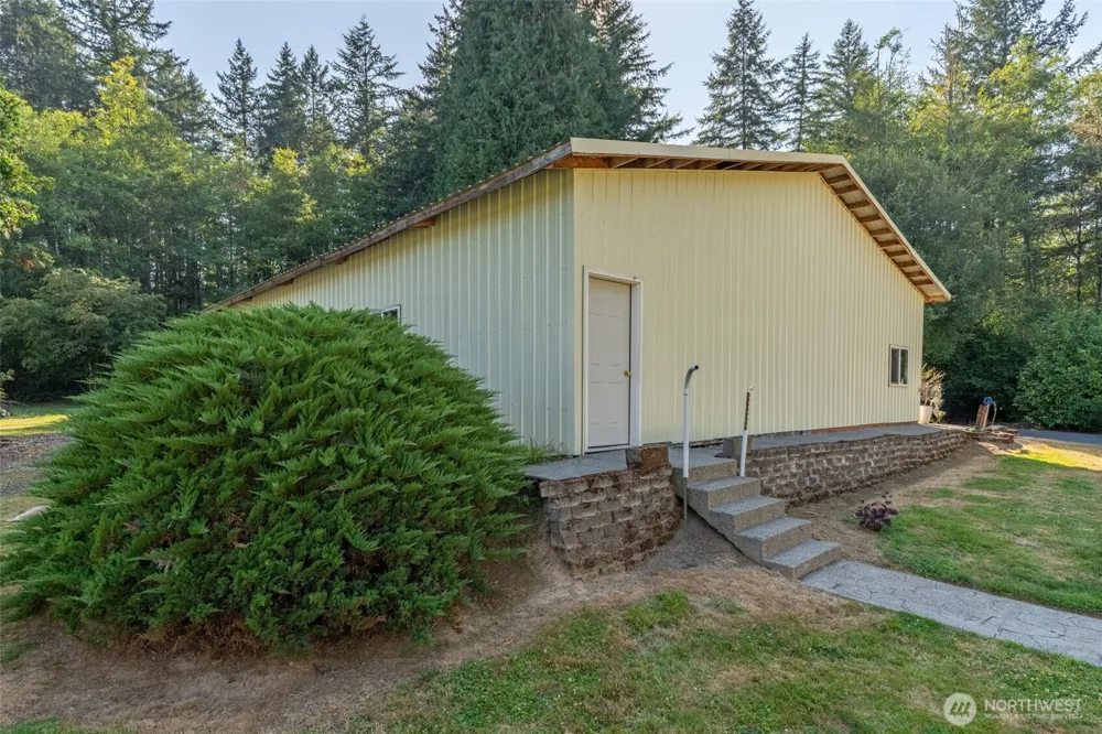268 Sommerville Road Chehalis, WA 98532